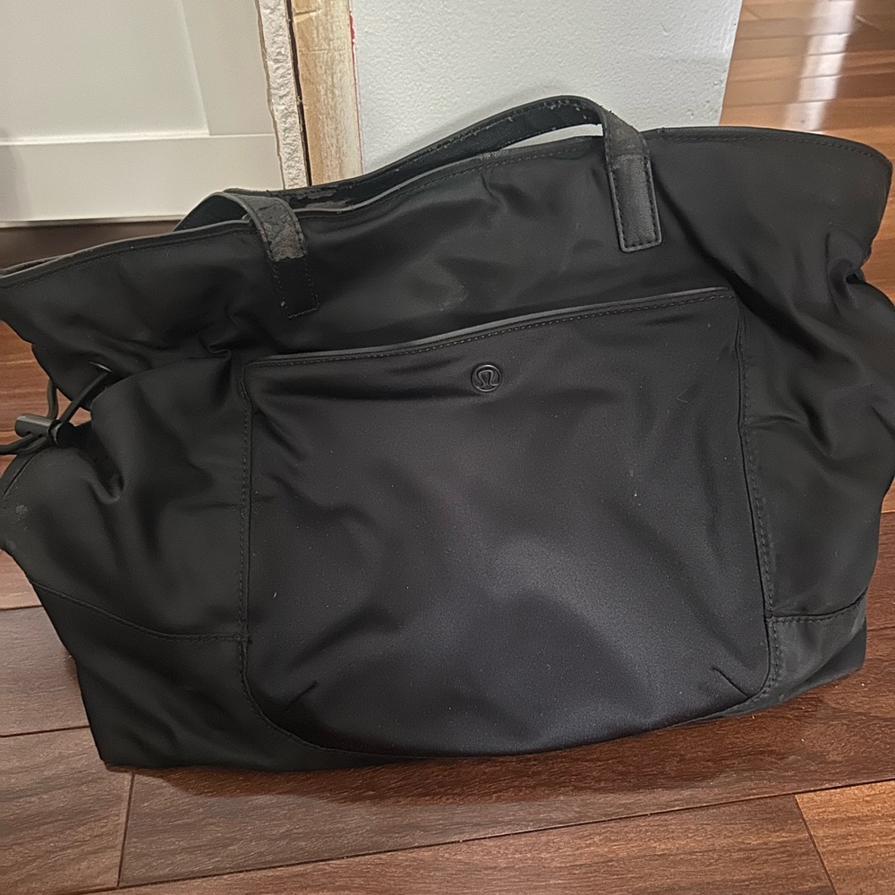 lululemon athletica Black Tote Bag Versatile Design